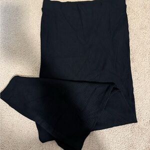 Black Ribbed Skirt